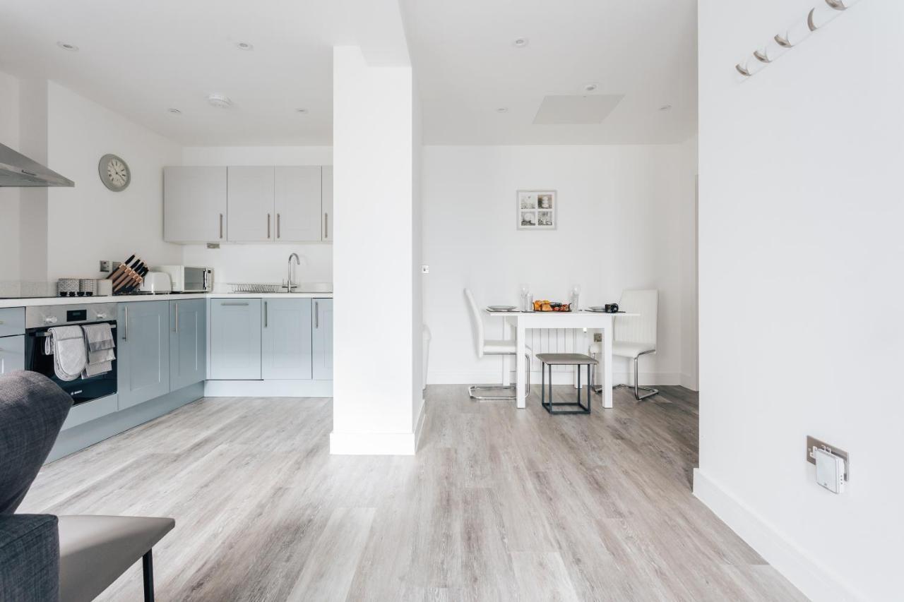 Contemporary Two Bedroom Duplex - Secluded Residence With Parking In A Prime Central Location Bournemouth Exterior foto