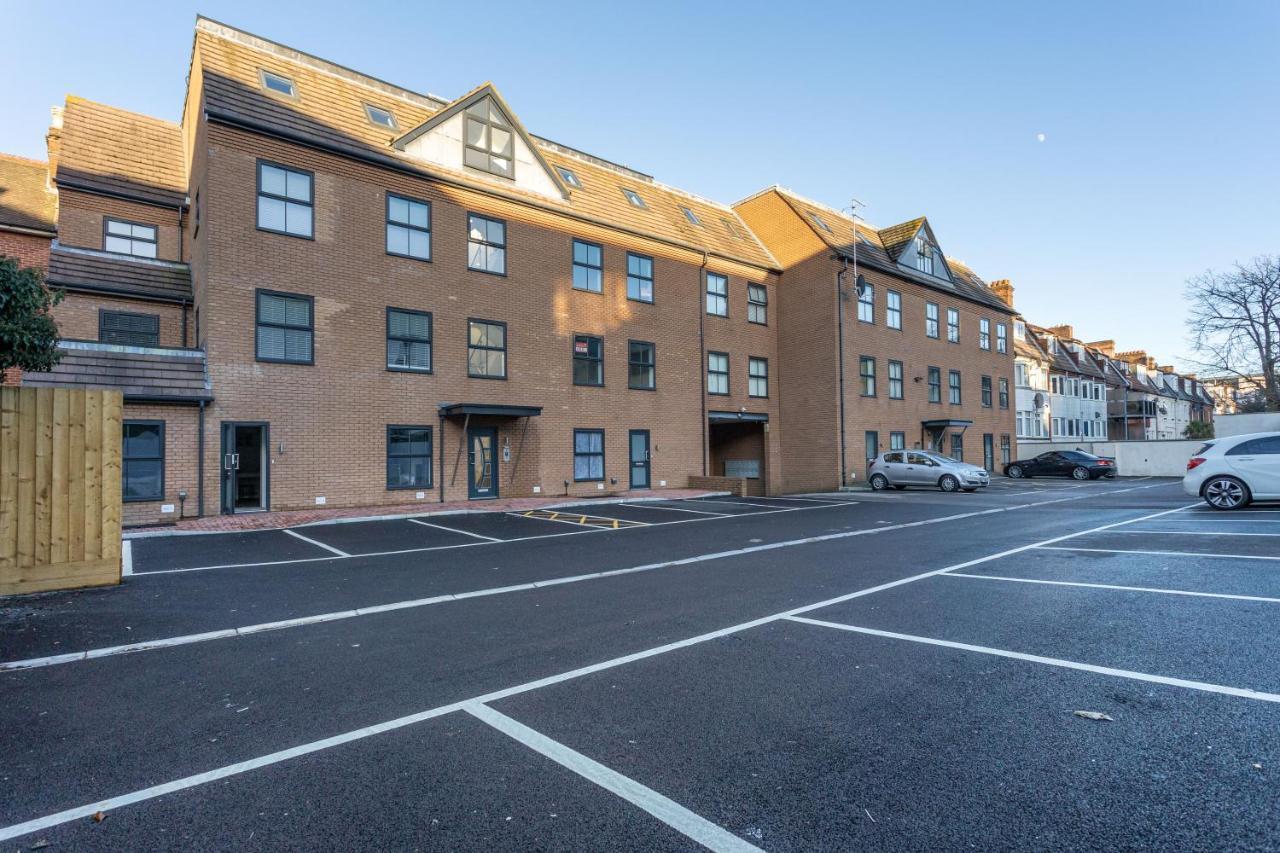 Contemporary Two Bedroom Duplex - Secluded Residence With Parking In A Prime Central Location Bournemouth Exterior foto